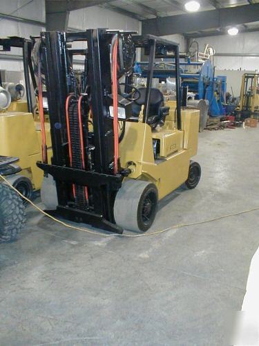 Hyster S120XLS 12,000 lb fork lift 4-way valve lpg