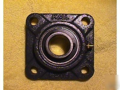 7/8 bore, 4-bolt flange bearing UCF205-14