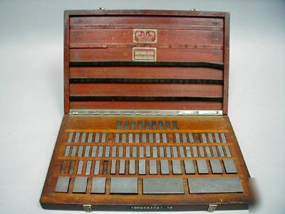 Pratt whitney gauge block set style 81-e 876-i case