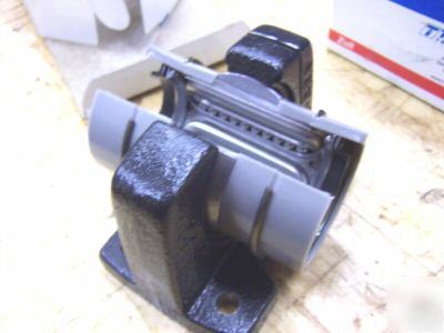 Thomson ball bushing bearing pillow blocks