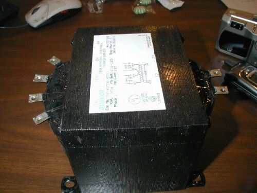 Dongan 50 - 0750 - 053 .75 kva industrial transformer