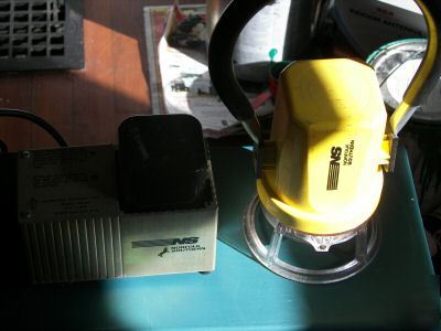 Conductors radio with spare batteries and chargers 1