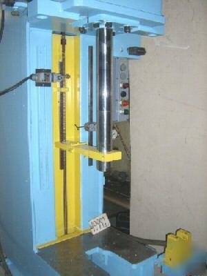 8 ton multipress gap frame hydraulic press (19991)