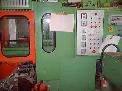 Hayssen extrusion blow moulder (blow molder molding)