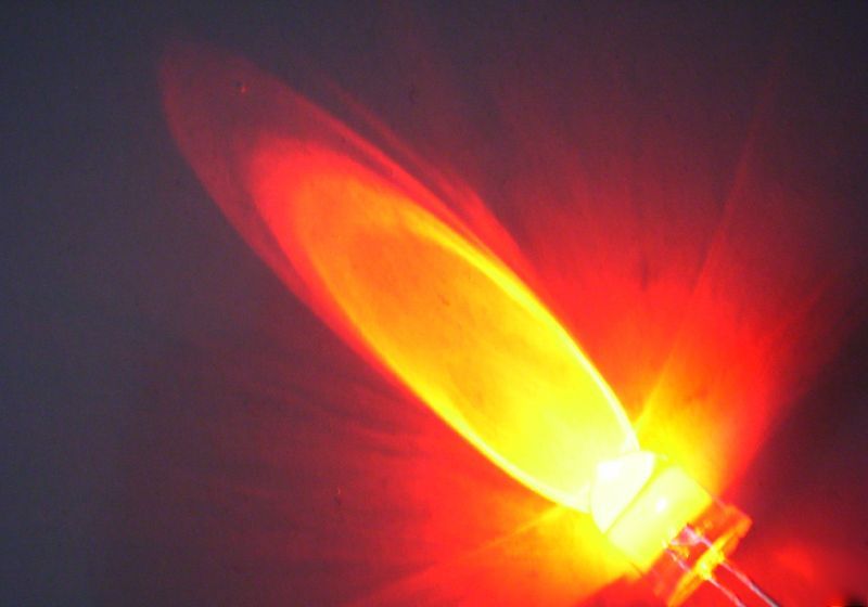 100PCS mega 10MM 70,000 mcd bright red led f/r L0014