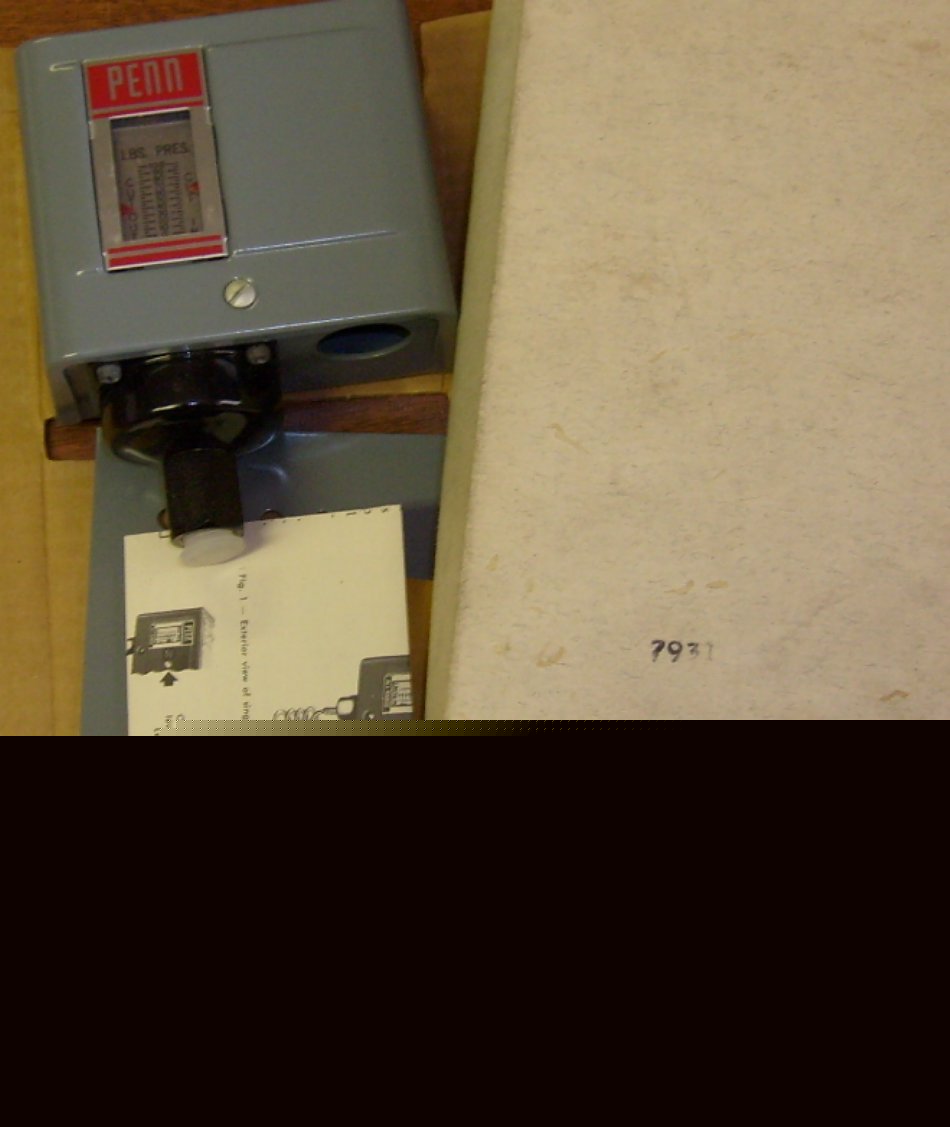New johnson pressure control P67EA-5C 3-30 psig 