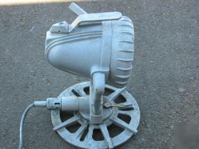 Appleton GEFWB30 explosion-proof floodlight