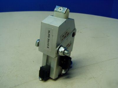 Festo pneumatic cylinder m/n: adv-20-10-a