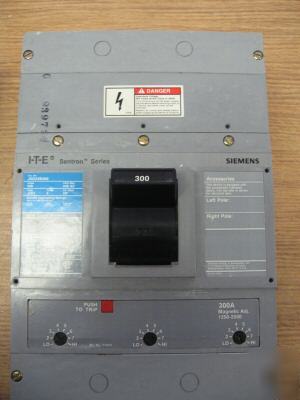 Siemens / ite circuit breaker JXD23B300 3P 250A 600V