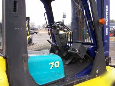 Komatsu FD70T-7 15,000 pound capacity forklift