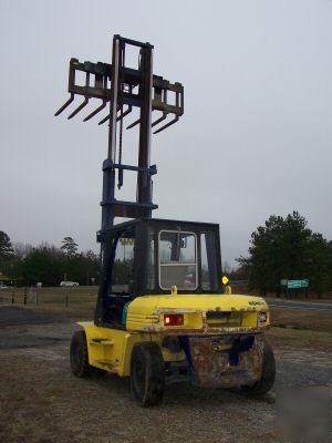 Komatsu FD70T-7 15,000 pound capacity forklift