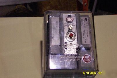 Fireye flame safeguard control -- d series