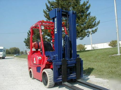 Nice 6,000 lb forklift 6000 fork lift - over 5,000 lbs