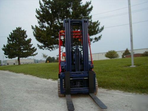 Nice 6,000 lb forklift 6000 fork lift - over 5,000 lbs