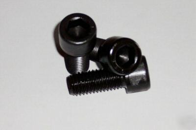 100 metric socket head cap screws M4 - 0.70 x 18 