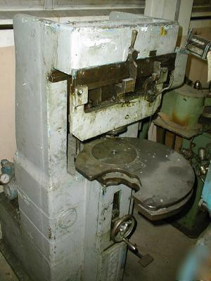 Columbia 154C-12 hydraulic marking machine