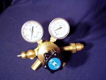 Ideal gas products 2-gauge multi-port valve