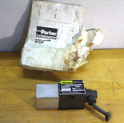 New parker D3L directional hydraulic control valve 