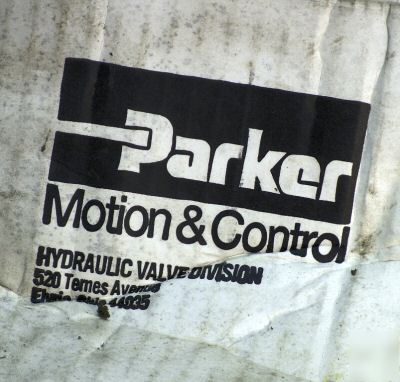 New parker D3L directional hydraulic control valve 