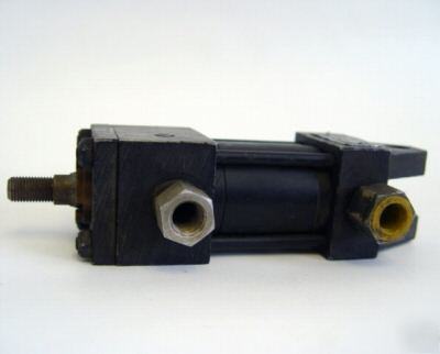 Parker hannifin pneumatic air cylinder bore 1.5 str. 1