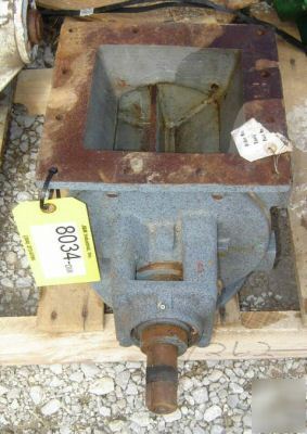 7â€ x 7â€ rotary valve, carbon steel. unused. (8034)