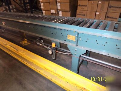 Hytrol accumulator-conveyor system