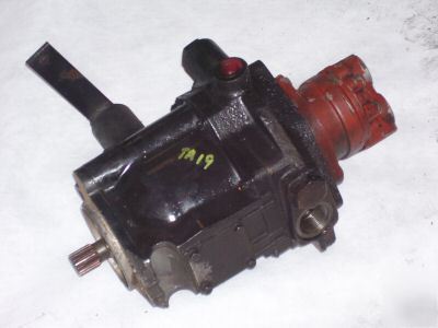 Vickers hydrostatic dual pump combo