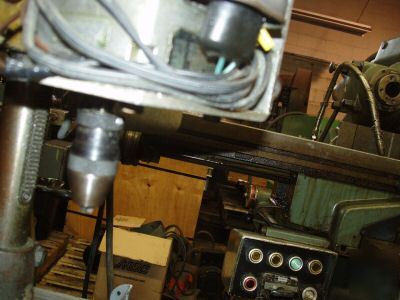 Brother bt-1 tapping machine+++ Q126-250