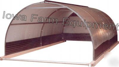 8'X14' building,shelter w/door for livestock,feed,equip