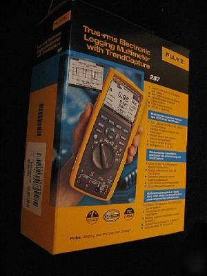 New fluke 287 multimeter with trend capture in box