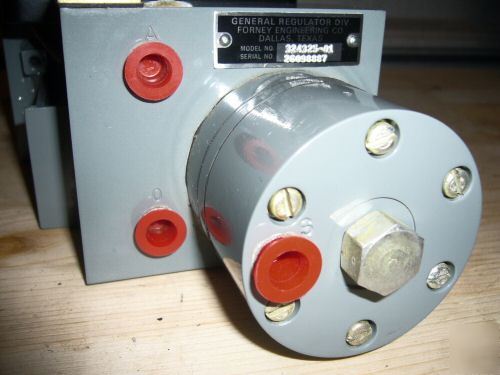 General regulator 324325 auto / manual control station