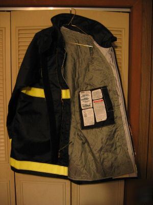 New securitex turn out / bunker gear 42 chest