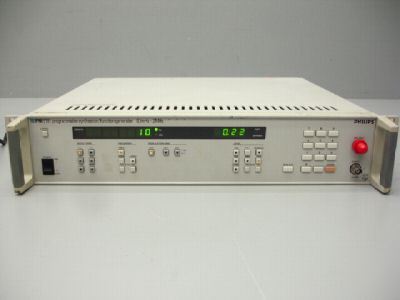 Philips PM5191M programable synthesizer function genera