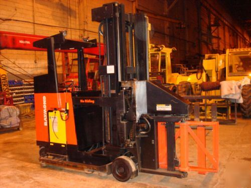 Raymond forklift battery lift reach fork low hours