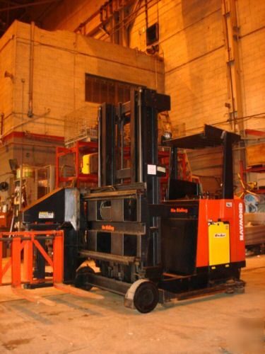 Raymond forklift battery lift reach fork low hours