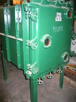 Stokes batch vacuum shelf dryer 2092