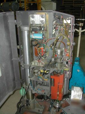 Branson 8400 with assembly table