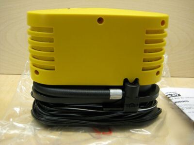 Stanley 12 volt air inflator #78-345 